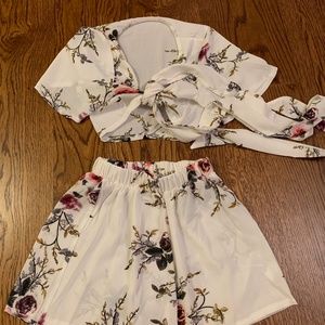 Shein Flowered Tie Front Two Piece